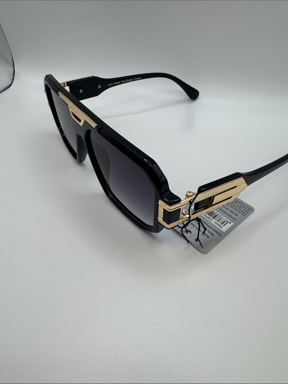Black and Gold Men's Fashion Sunglasses - Picture 9 of 11